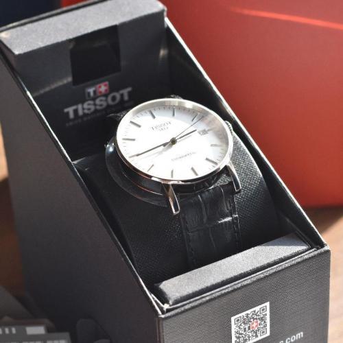 Nov TISSOT Avtomatik Swiss Made Mehanicki 40mm Safirno