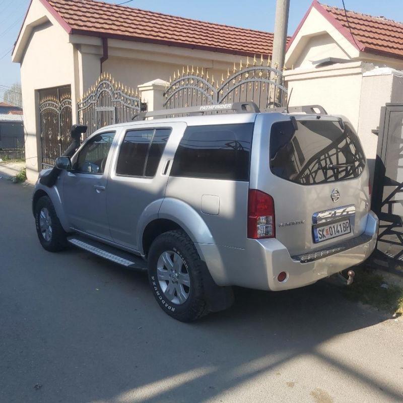 Nissan pathfinder 4x4