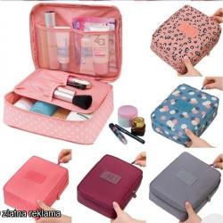 Wanderlust Purse! Патнички несесер
